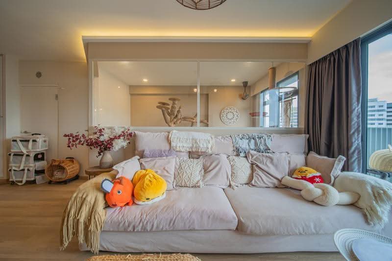 627B Tampines Street 61, 627B Tampines Street 61, Pasir Ris / Tampines, 3 Bedrooms, 1,248 sqft, HDB Flat For Sale, by Austin Quek, 500256859 - Living Room - PropertyGuru.com.sg