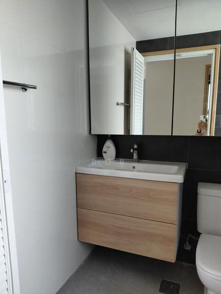 Parc Olympia, 50 Flora Drive, Changi Airport / Changi Village, 2 Bedrooms, 646 sqft, Condominium For Rent, by Bob Leung KH, 500256866 - Bathroom - PropertyGuru.com.sg