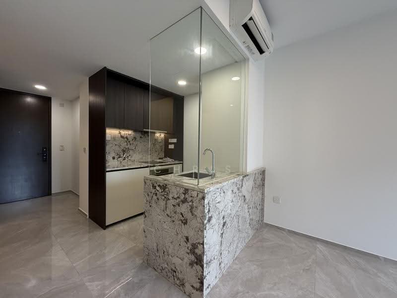 Tembusu Grand, 94 Jalan Tembusu, East Coast / Marine Parade, 2 Bedrooms, 743 sqft, Condominium For Sale, by Chris Pang, 500256871 - Kitchen - PropertyGuru.com.sg
