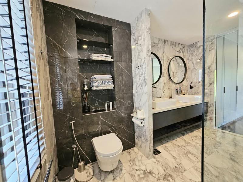 Siglap, East Coast / Marine Parade, 5 Bedrooms, 3,800 sqft, Semi-Detached House For Sale, by Charlotte Howe, 500256878 - PropertyGuru.com.sg