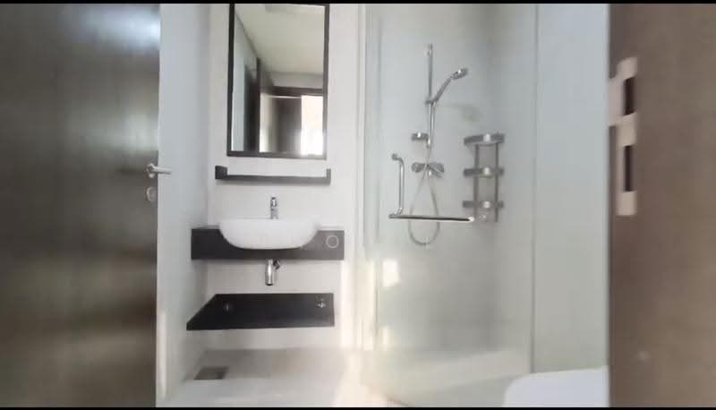 The Rise @ Oxley - Residences, 71 Oxley Rise, Orchard / River Valley, 1 Bedroom, 400 sqft, Apartment For Rent, by Phoebe Pua Hui Bee, 500256879 - Bathroom - PropertyGuru.com.sg
