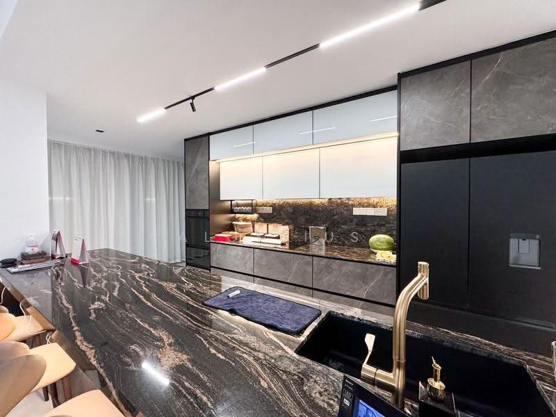 Move-in ready, elevated, newly TOP FH SD with seaview and high end fittings, Bedok / Upper East Coast, 8 Bedrooms, 9,000 sqft, Semi-Detached House For Sale, by Aloysius Chua, 500256880 - Kitchen - PropertyGuru.com.sg