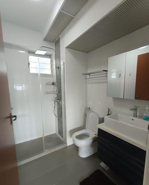 312B Sumang Link, 312B Sumang Link, Hougang / Punggol / Sengkang, 3 Bedrooms, 1,206 sqft, HDB Flat For Rent, by Timothy Tan, 500256899 - Bathroom - PropertyGuru.com.sg