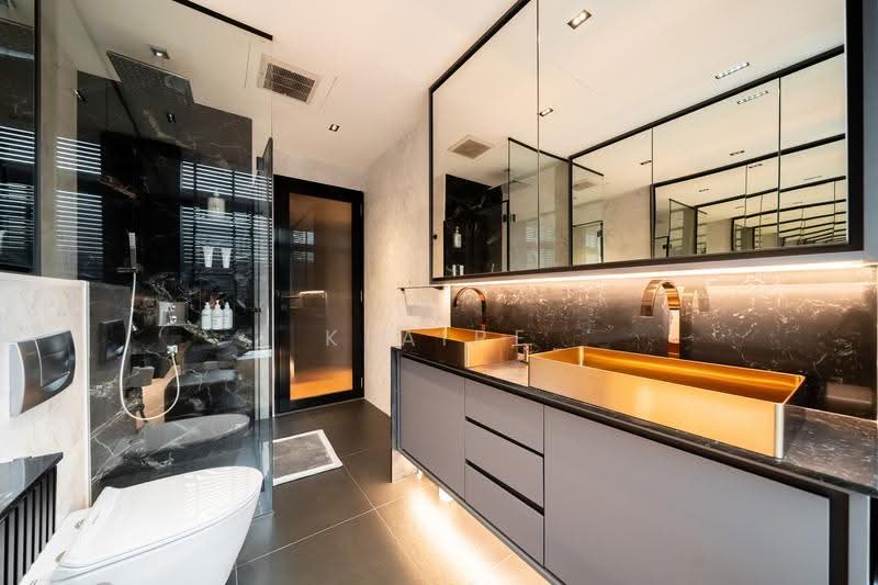 Rhapsody on Mount Elizabeth, 16 Mount Elizabeth, Orchard / River Valley, 3 Bedrooms, 1,561 sqft, Apartment For Sale, by Klaire Phua, 500256909 - Bathroom - PropertyGuru.com.sg