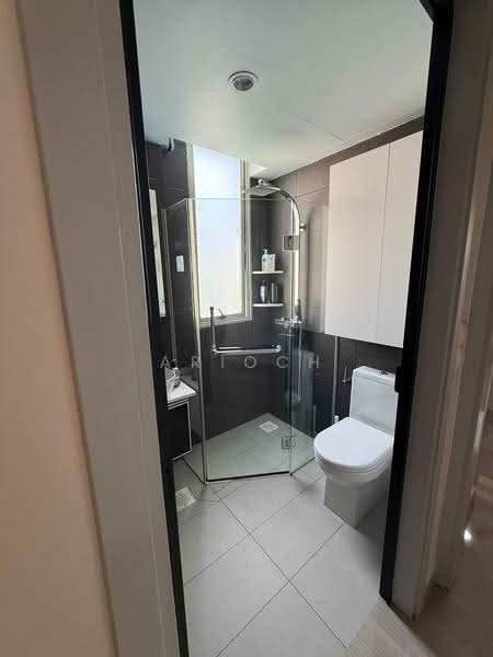 Suites@Braddell, 56 Braddell Road, Macpherson / Potong Pasir, 1 Bedroom, 398 sqft, Apartment For Sale, by Arioch Heng (JT), 500256918 - Bathroom - PropertyGuru.com.sg