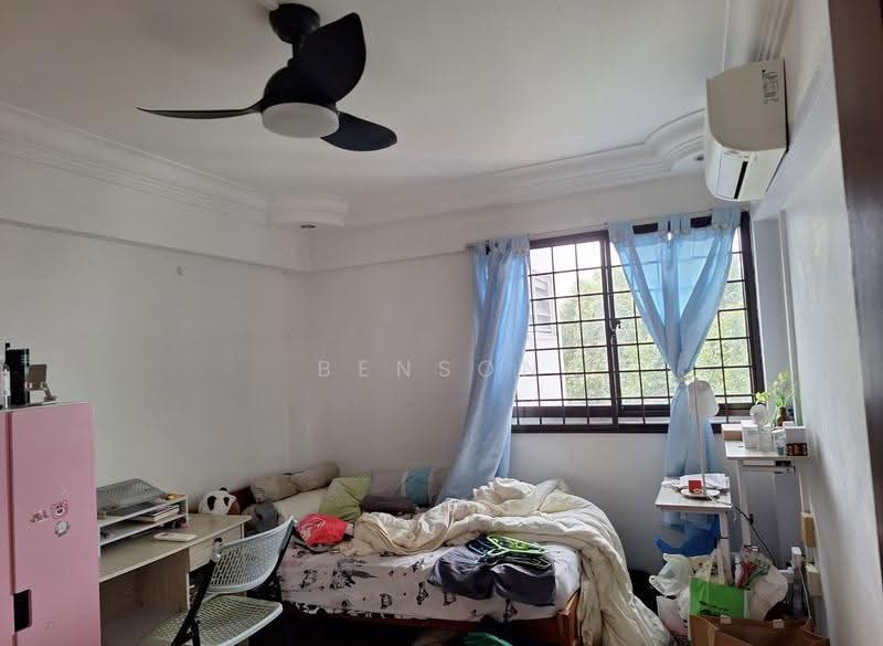 215 Serangoon Avenue 4, 215 Serangoon Avenue 4, Hougang / Punggol / Sengkang, Room Rental, 120 sqft, HDB Flat For Rent, by Benson Poh, 500256921 - Bedroom - PropertyGuru.com.sg