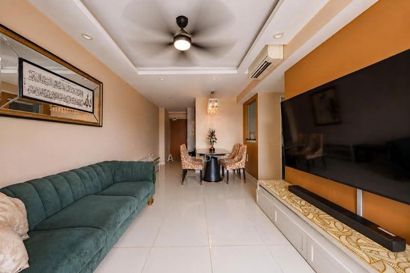 530B Pasir Ris Drive 1, 530B Pasir Ris Drive 1, Pasir Ris / Tampines, 3 Bedrooms, 926 sqft, HDB Flat For Sale, by Kayden Ong, 500256925 - Living Room - PropertyGuru.com.sg