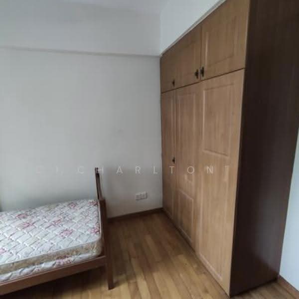 Changi Court, 702 Upper Changi Road East, Bedok / Upper East Coast, 2 Bedrooms, 925 sqft, Condominium For Rent, by Charlton Yeo, 500256928 - Bedroom - PropertyGuru.com.sg