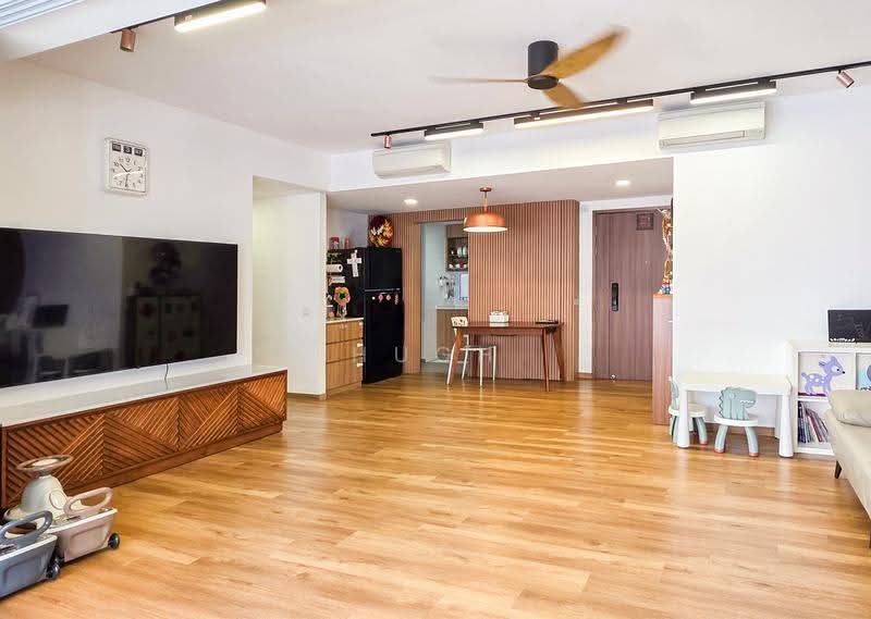 Ecopolitan, Punggol Walk, Hougang / Punggol / Sengkang, 4 Bedrooms, 1,367 sqft, Condominium For Sale, by Hugh Lee, 500256951 - Living Room - PropertyGuru.com.sg