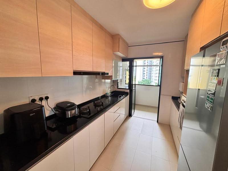 420D Northshore Drive, 420D Northshore Drive, Hougang / Punggol / Sengkang, 4 Bedrooms, 1,324 sqft, HDB Flat For Sale, by Yeo Tong Boon, 500256956 - Kitchen - PropertyGuru.com.sg