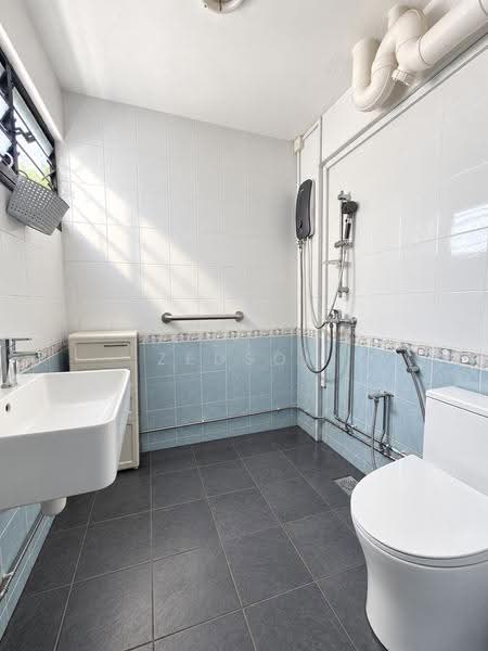 229 Yishun Street 21, 229 Yishun Street 21, Sembawang / Yishun, 3 Bedrooms, 1,302 sqft, HDB Flat For Sale, by Zedson Tan, 500256961 - Bathroom - PropertyGuru.com.sg
