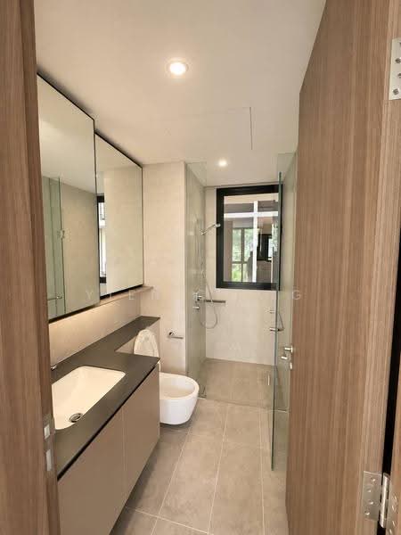 Norwood Grand, 6 Champions Way, Admiralty / Woodlands, 4 Bedrooms, 1,173 sqft, Condominium For Rent, by Yien Ching Lee, 500256963 - Master Bathroom - PropertyGuru.com.sg