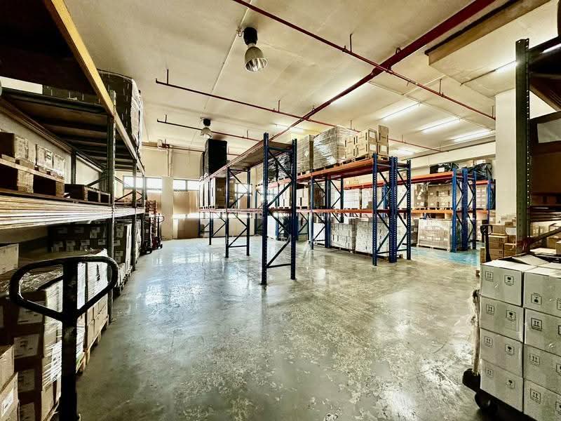 Liberty Warehouse Complex, 220 Tagore Lane, Mandai / Upper Thomson, 2,013 sqft, Light Industrial (B1) For Sale, by Thomas Seah, 500256975 - Interior - CommercialGuru.com.sg