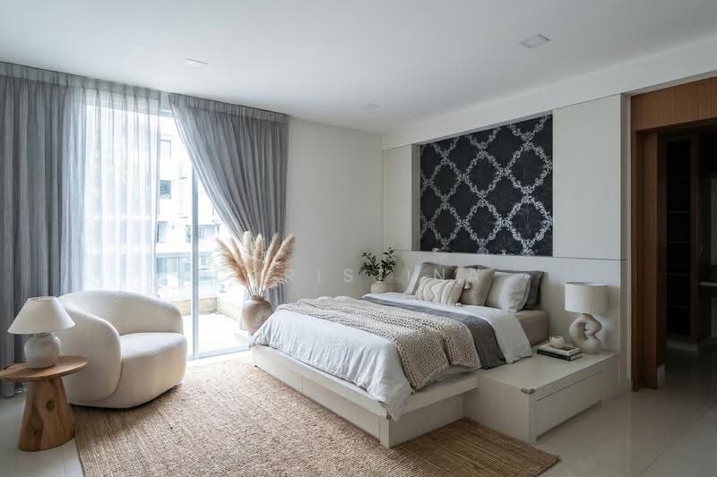 Gerald Mugliston Estate, Mugliston Gradens, Seletar / Yio Chu Kang, 6 Bedrooms, 6,850 sqft, Bungalow House For Sale, by Christina Wong, 500256977 - Bedroom - PropertyGuru.com.sg
