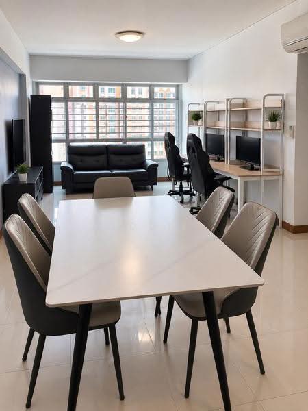 303D Punggol Place, 303D Punggol Place, Hougang / Punggol / Sengkang, 3 Bedrooms, 1,001 sqft, HDB Flat For Sale, by Eddie Tham, 500256982 - Living Room - PropertyGuru.com.sg