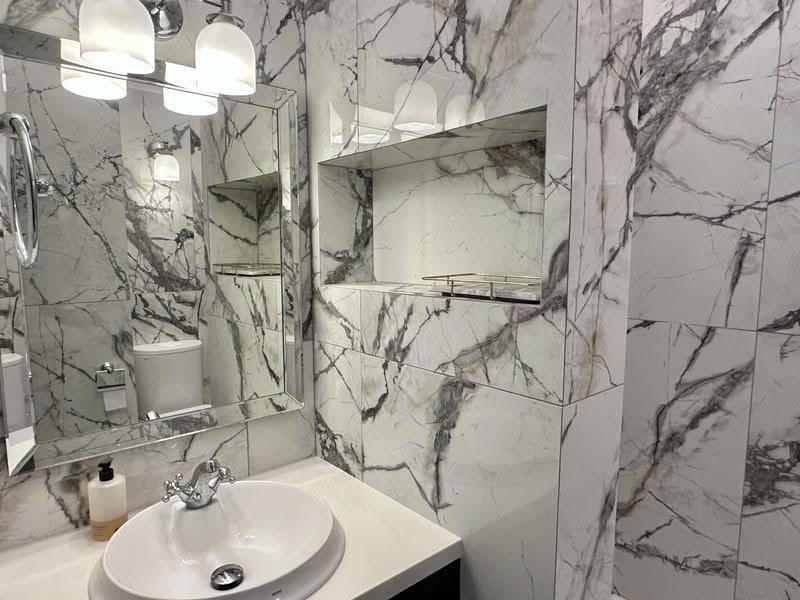 Eastwood Centre, 20 Eastwood Road, Bedok / Upper East Coast, 2 Bedrooms, 1,335 sqft, Apartment For Sale, by Irene Ng, 500256984 - Bathroom - PropertyGuru.com.sg