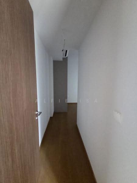 Grand Dunman, 18 Dunman Road, East Coast / Marine Parade, 3 Bedrooms, 958 sqft, Condominium For Sale, by Alfie Isa, 500256987 - Corridor - PropertyGuru.com.sg