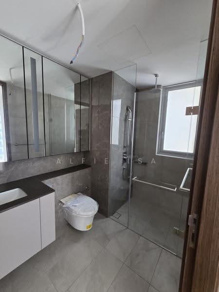 Grand Dunman, 18 Dunman Road, East Coast / Marine Parade, 3 Bedrooms, 958 sqft, Condominium For Sale, by Alfie Isa, 500256987 - Bathroom - PropertyGuru.com.sg