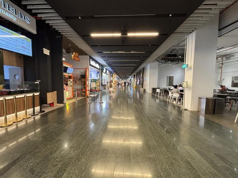 CHEAP & RARE F&B Takeaway @ Marina | Near MRTs | STRONG Office Crowd, Straits View, Boat Quay / Raffles Place / Marina, 280 sqft, Food & Beverage For Rent, by Jeremy Ng, 500256989 - Corridor - CommercialGuru.com.sg