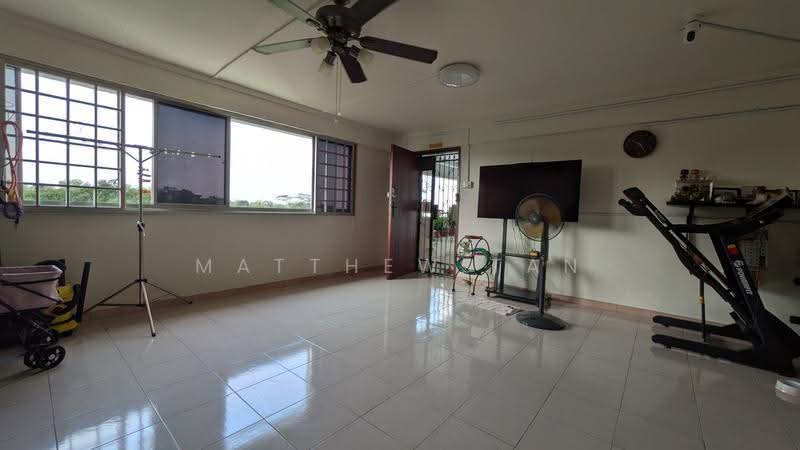 414 Tampines Street 41, 414 Tampines Street 41, Pasir Ris / Tampines, Room Rental, 200 sqft, HDB Flat For Rent, by Matthew Tan, 500256995 - Living Room - PropertyGuru.com.sg