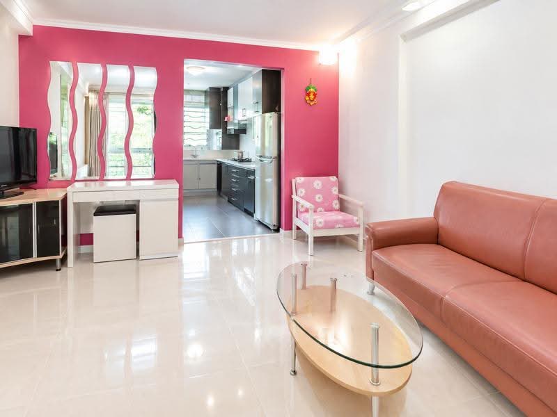 263 Yishun Street 22, 263 Yishun Street 22, Sembawang / Yishun, 2 Bedrooms, 689 sqft, HDB Flat For Sale, by John Lee, 500257005 - Living Room - PropertyGuru.com.sg