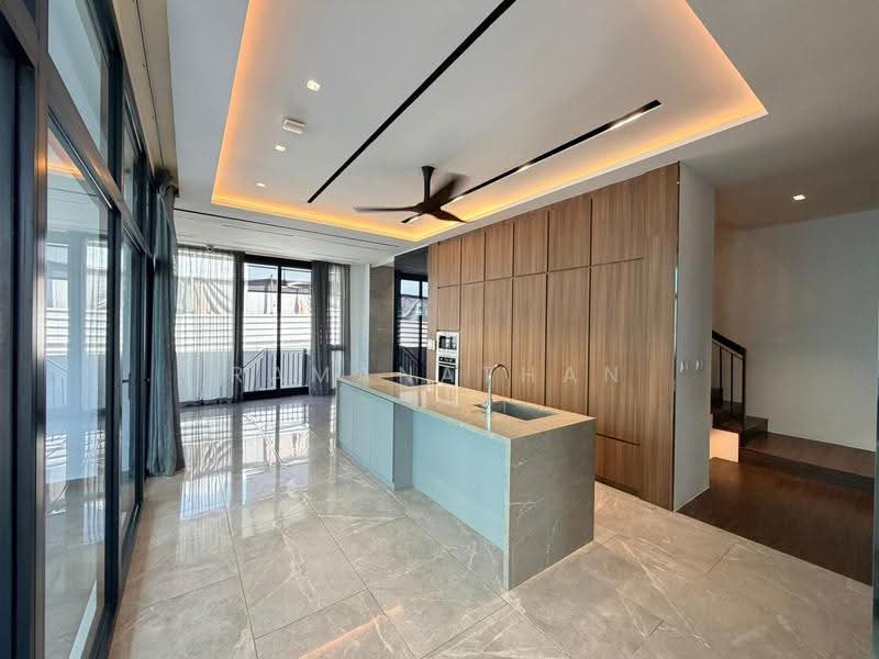 Seletar Hills Estate, Seletar Hills Drive, Seletar / Yio Chu Kang, 6 Bedrooms, 5,255 sqft, Semi-Detached House For Sale, by Ramanathan Eddie, 500257009 - Kitchen - PropertyGuru.com.sg