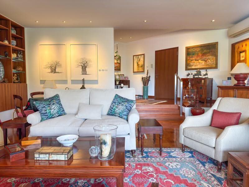 Woollerton Park, 30 Woollerton Park, Tanglin / Holland / Bukit Timah, 4 Bedrooms, 2,800 sqft, Apartment For Rent, by Louis Lim, 500257030 - Living Room - PropertyGuru.com.sg