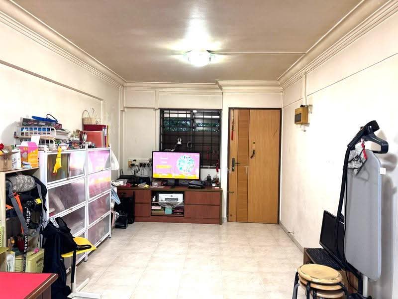 363 Clementi Avenue 2, 363 Clementi Avenue 2, Buona Vista / West Coast / Clementi New Town, 2 Bedrooms, 721 sqft, HDB Flat For Sale, by Vincent Foo, 500257032 - Living Room - PropertyGuru.com.sg
