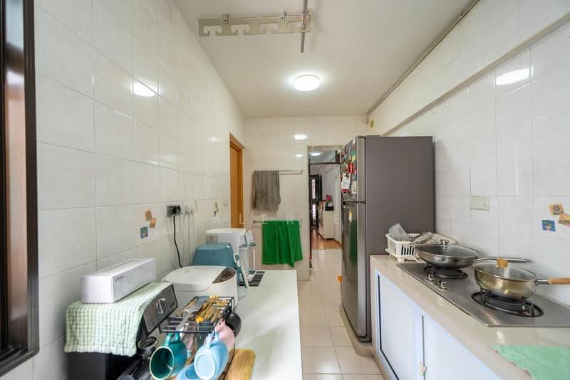 509B Wellington Circle, 509B Wellington Circle, Sembawang / Yishun, 3 Bedrooms, 968 sqft, HDB Flat For Sale, by Alerie Huang, 500257039 - Kitchen - PropertyGuru.com.sg