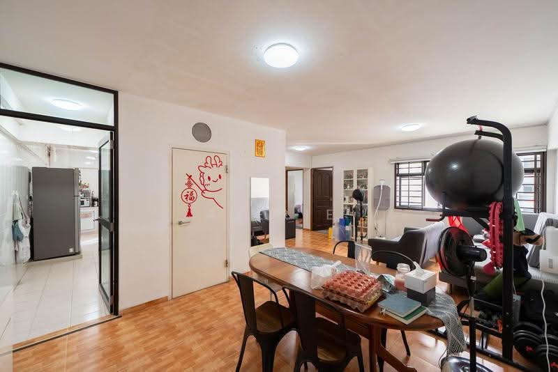 509B Wellington Circle, 509B Wellington Circle, Sembawang / Yishun, 3 Bedrooms, 968 sqft, HDB Flat For Sale, by Alerie Huang, 500257039 - Living Room - PropertyGuru.com.sg