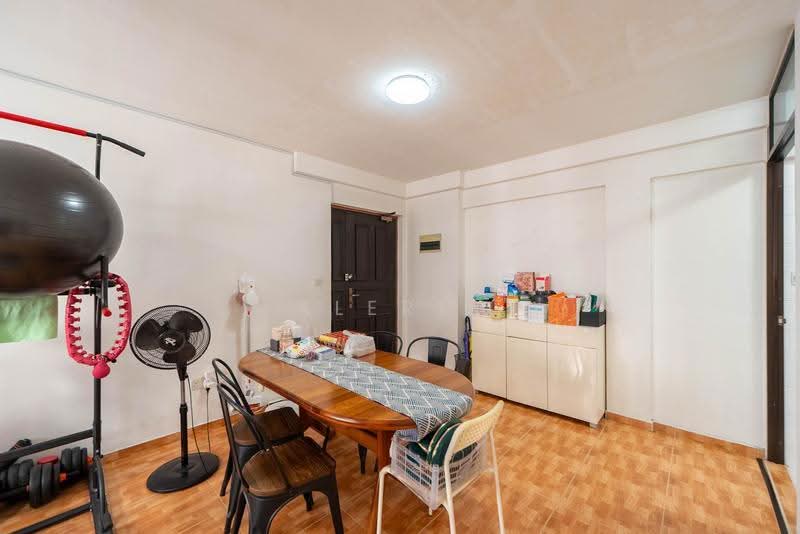 509B Wellington Circle, 509B Wellington Circle, Sembawang / Yishun, 3 Bedrooms, 968 sqft, HDB Flat For Sale, by Alerie Huang, 500257039 - Dining Room - PropertyGuru.com.sg