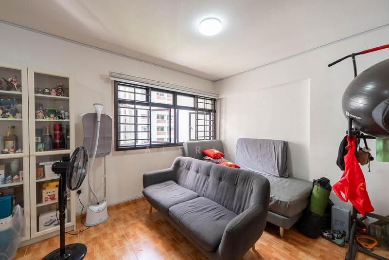 509B Wellington Circle, 509B Wellington Circle, Sembawang / Yishun, 3 Bedrooms, 968 sqft, HDB Flat For Sale, by Alerie Huang, 500257039 - Living Room - PropertyGuru.com.sg