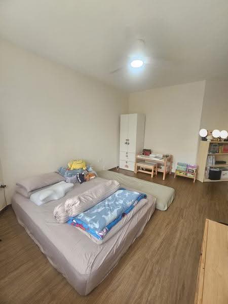 Ivory Heights, 124 Jurong East Street 13, Boon Lay / Jurong / Tuas, 4 Bedrooms, 1,701 sqft, Condominium For Sale, by Kelvin Lim, 500257042 - Common Bedroom 2 - PropertyGuru.com.sg