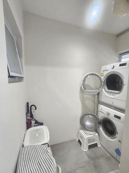 Ivory Heights, 124 Jurong East Street 13, Boon Lay / Jurong / Tuas, 4 Bedrooms, 1,701 sqft, Condominium For Sale, by Kelvin Lim, 500257042 - Yard area (washing area) - PropertyGuru.com.sg