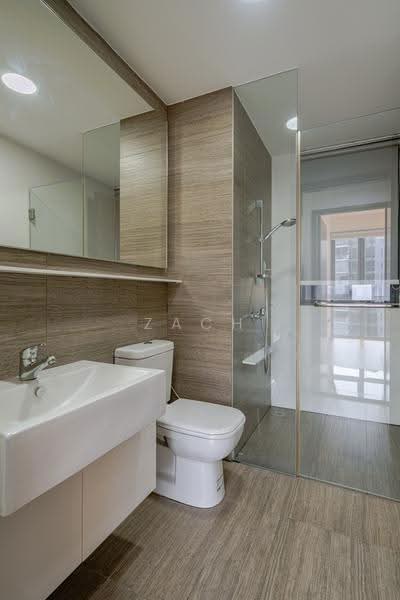 Parc Centros, 84 Punggol Central, Hougang / Punggol / Sengkang, 4 Bedrooms, 1,378 sqft, Condominium For Sale, by Zach Wong, 500257049 - Bathroom - PropertyGuru.com.sg
