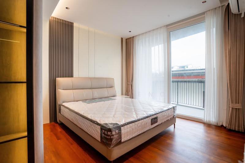 Open House! 1km to Tao Nan! Brand New 5 Storey Corner Terrace with Lift & Pool, East Coast / Marine Parade, 6 Bedrooms, 7,550 sqft, Corner Terrace For Sale, by Ryan Heng, 500257051 - Bedroom - PropertyGuru.com.sg