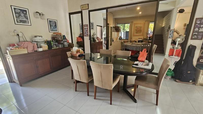 Jalan Pernama, Jalan Pernama, Changi Airport / Changi Village, 4 Bedrooms, 2,800 sqft, Semi-Detached House For Sale, by Victor Tan, 500257055 - Dining Room - PropertyGuru.com.sg
