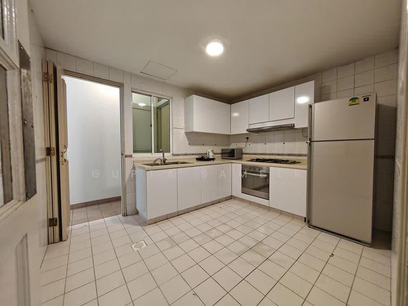 Royal Palm Mansions, 330 Pasir Panjang Road, Buona Vista / West Coast / Clementi New Town, 3 Bedrooms, 1,238 sqft, Condominium For Rent, by Gupta Sameer Raj, 500257069 - Kitchen - PropertyGuru.com.sg