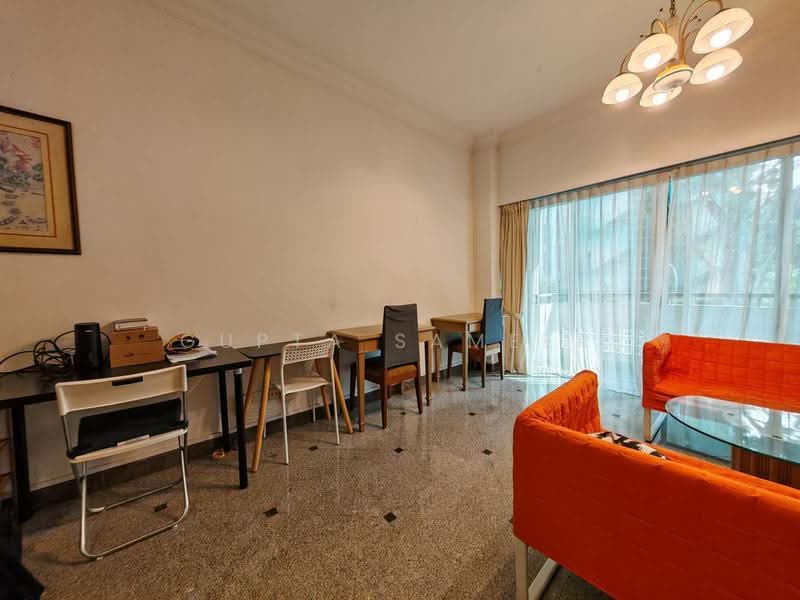 Royal Palm Mansions, 330 Pasir Panjang Road, Buona Vista / West Coast / Clementi New Town, 3 Bedrooms, 1,238 sqft, Condominium For Rent, by Gupta Sameer Raj, 500257069 - Living Room - PropertyGuru.com.sg