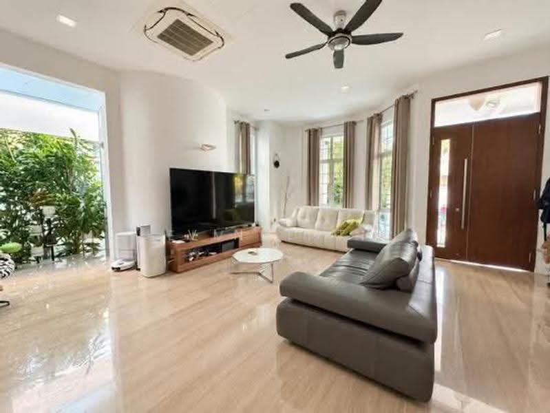 Chuan Green, 14 Chuan Drive, Hougang / Punggol / Sengkang, 4 Bedrooms, 4,000 sqft, Semi-Detached House For Sale, by Vincent Ong, 500257101 - Living Room - PropertyGuru.com.sg