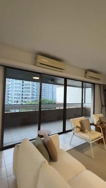 The Cairnhill, 4 Cairnhill Rise, Orchard / River Valley, 4 Bedrooms, 2,896 sqft, Condominium For Rent, by Audrey Soo, 500257104 - Living Room - PropertyGuru.com.sg