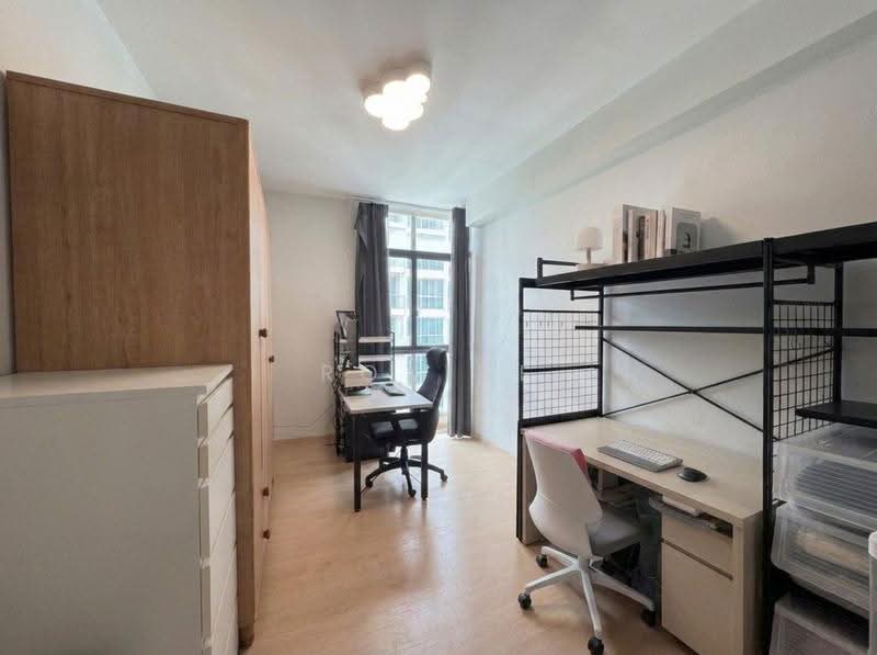 Lilydale, 556 Yishun Ave 6, Sembawang / Yishun, 3 Bedrooms, 1,270 sqft, Condominium For Sale, by Roxine Ang, 500257105 - Study - PropertyGuru.com.sg