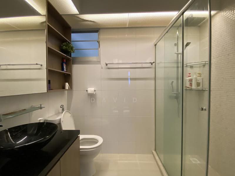 461D Bukit Batok West Avenue 8, 461D Bukit Batok West Avenue 8, Dairy Farm / Bukit Panjang / Choa Chu Kang, 3 Bedrooms, 1,001 sqft, HDB Flat For Sale, by David Ho, 500257111 - Bathroom - PropertyGuru.com.sg