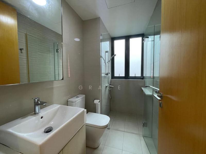 Thomson Three, 45 Bright Hill Drive, Ang Mo Kio / Bishan / Thomson, 3 Bedrooms, 1,044 sqft, Condominium For Rent, by Grace Tan, 500257132 - Bathroom - PropertyGuru.com.sg