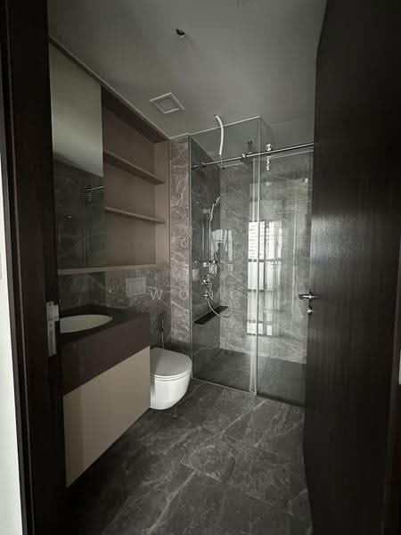 The LINQ @ Beauty World, 118 Upper Bukit Timah Road, Clementi Park / Upper Bukit Timah, 2 Bedrooms, 614 sqft, Condominium For Sale, by Wong Rosanna, 500257139 - Bathroom - PropertyGuru.com.sg
