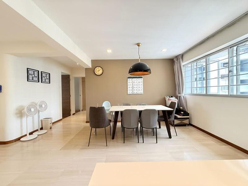 129 Lorong Ah Soo, 129 Lorong Ah Soo, Hougang / Punggol / Sengkang, 3 Bedrooms, 1,421 sqft, HDB Flat For Sale, by James Yeo, 500257148 - Dining Room - PropertyGuru.com.sg