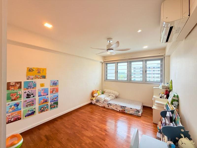 129 Lorong Ah Soo, 129 Lorong Ah Soo, Hougang / Punggol / Sengkang, 3 Bedrooms, 1,421 sqft, HDB Flat For Sale, by James Yeo, 500257148 - Bedroom - PropertyGuru.com.sg