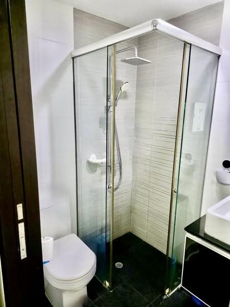 Suites @ Katong, 263 Tanjong Katong Road, East Coast / Marine Parade, 1 Bedroom, 388 sqft, Condominium For Rent, by Desiree Ang, 500257163 - Bathroom - PropertyGuru.com.sg