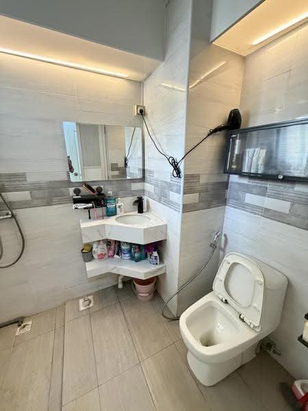 436B Fernvale Road, 436B Fernvale Road, Seletar / Yio Chu Kang, 3 Bedrooms, 1,033 sqft, HDB Flat For Sale, by Joe Tay, 500257168 - Bathroom - PropertyGuru.com.sg