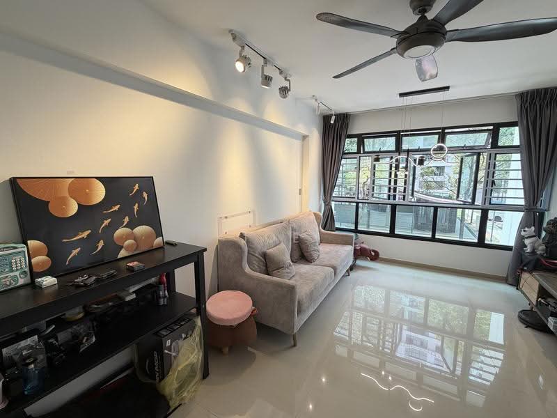436B Fernvale Road, 436B Fernvale Road, Seletar / Yio Chu Kang, 3 Bedrooms, 1,033 sqft, HDB Flat For Sale, by Joe Tay, 500257168 - Living Room - PropertyGuru.com.sg